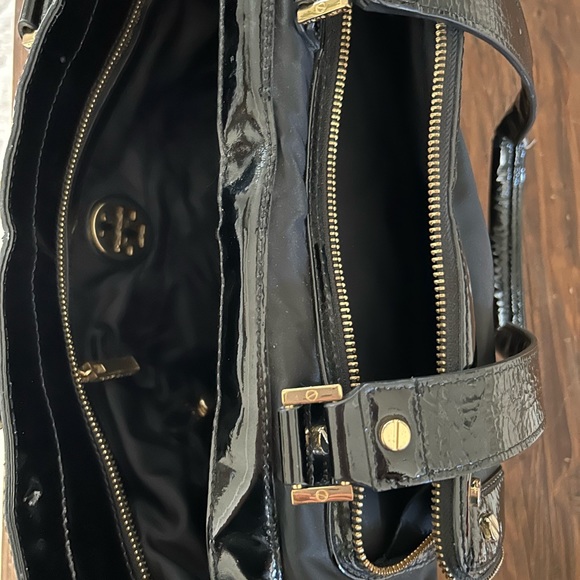 Tory Burch patent & canvas diaper bag double handles adjust shoulder cloth strap - Picture 2 of 7